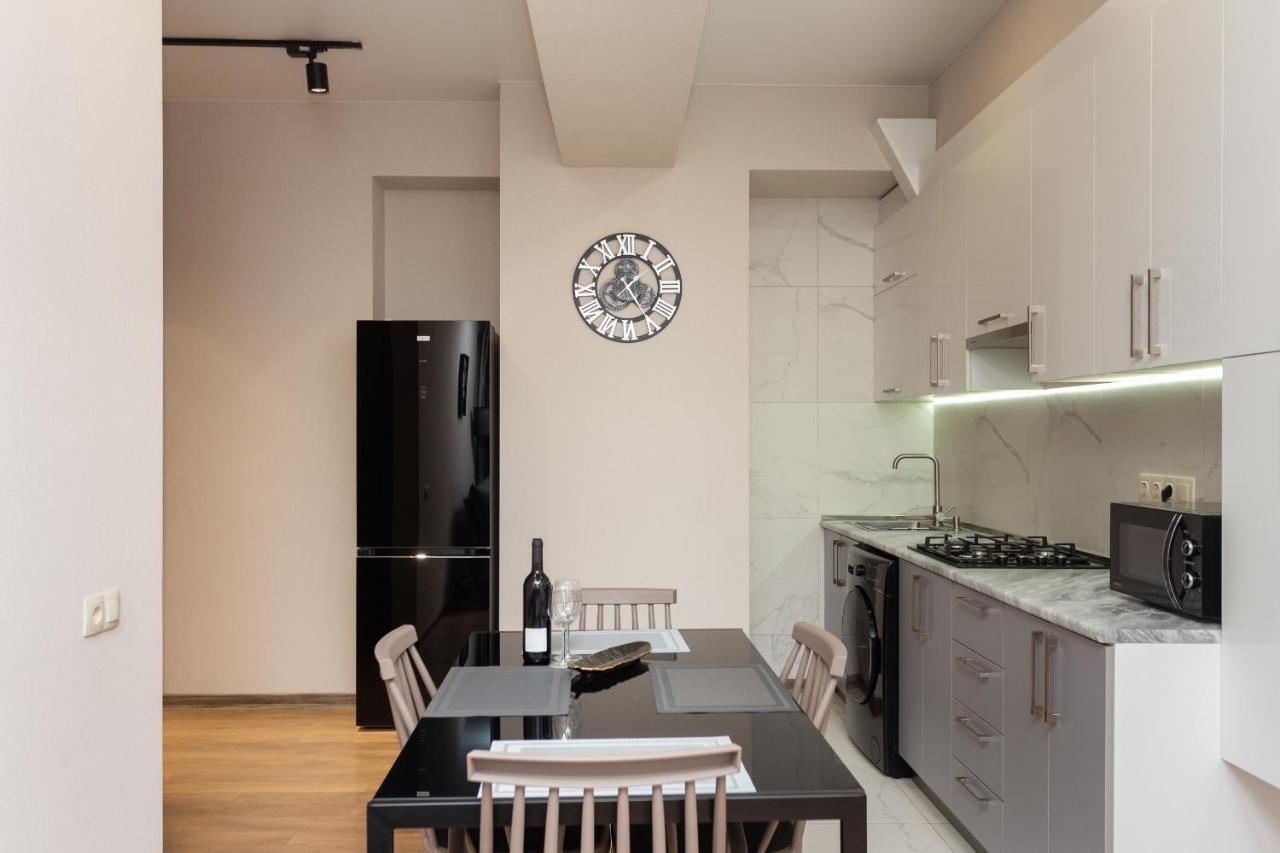 Saburtalo Apartment Tbilisi Esterno foto
